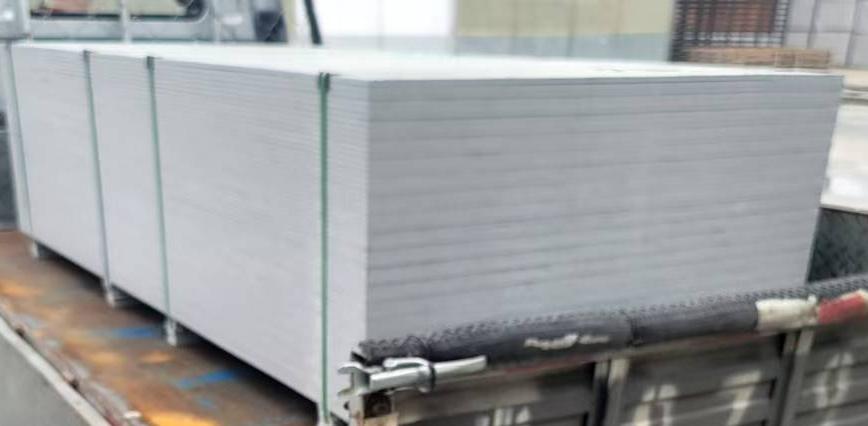 ��ͤ�ֽṹΧ��ǽˮ���